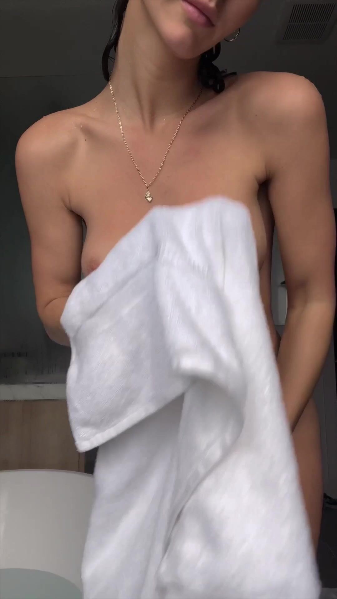 Rachel shower