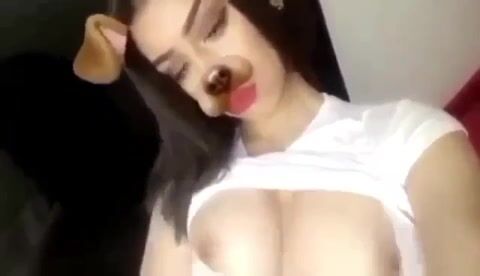 Rahaf shows her tits