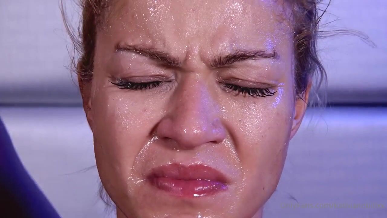 Kathianobilixx - Amazing Wet Messy Face Licking